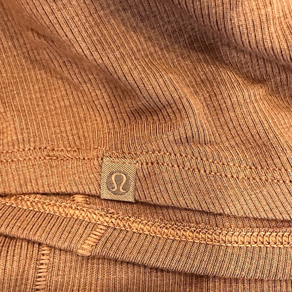 Brown Sleeveless Women's Top - Picture 4 of 4